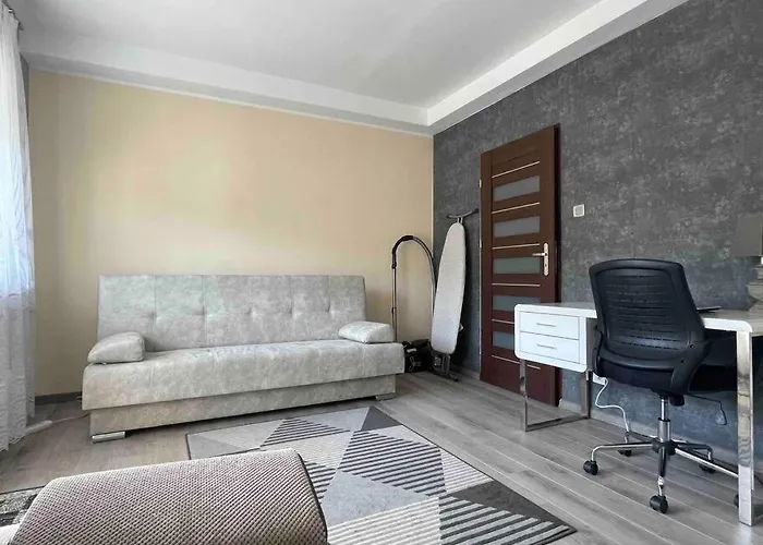 Apartamento Słoneczny Pokój Z Balkonem.